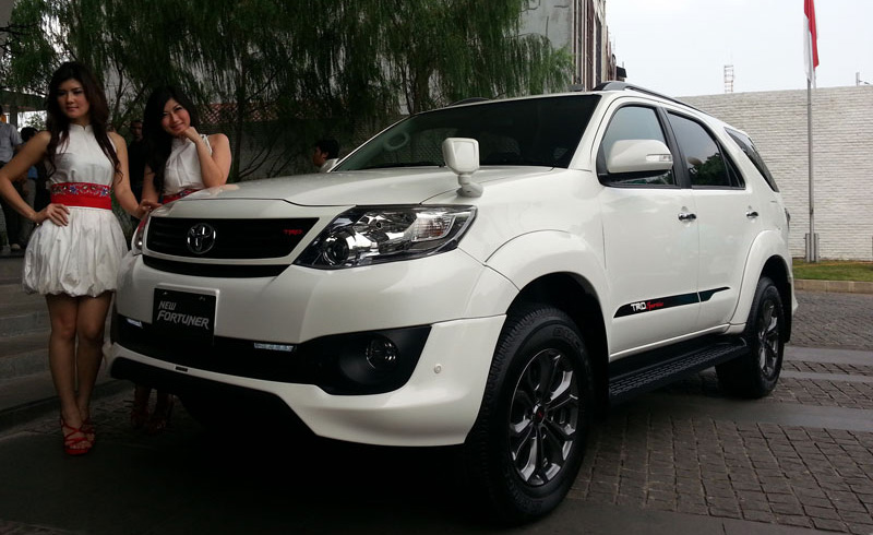 harga toyota fortuner